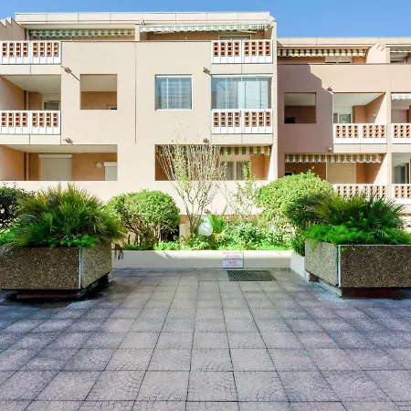 Regina-2 By Interhome Lägenhet Sainte-Maxime